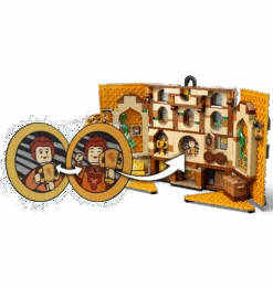 Warner Bros Hufflepuff House Banner LEGO -Harry Potter Online Store Huff House Banner LEGO3