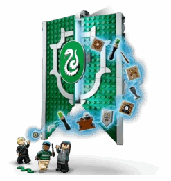 Warner Bros Slytherin House Banner LEGO -Harry Potter Online Store Slyth House Banner LEGO4